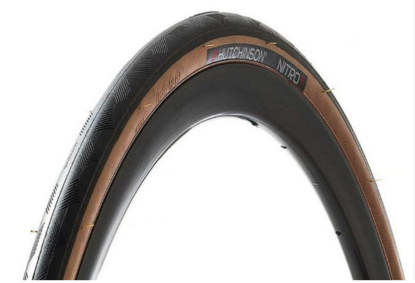 HUTCHINSON NITRO 2 TYRE 700 x 28 TAN WALL